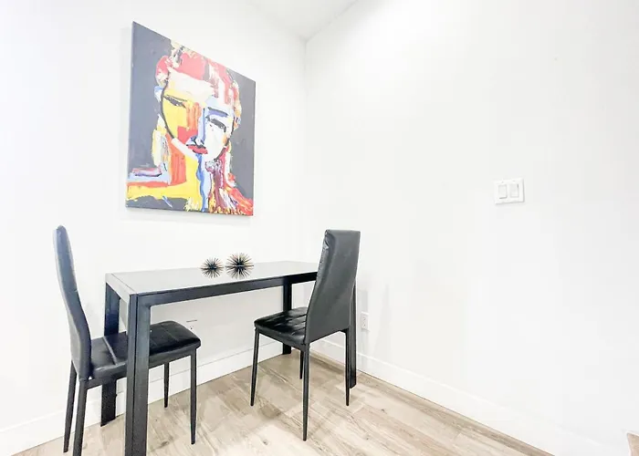 Spacious 4Br Townhouse In Mid City - Wh-C2