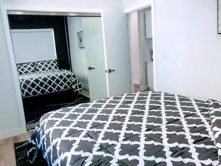 Spacious 4br Townhouse In Mid City - Wh-c2 Vakantiehuis *